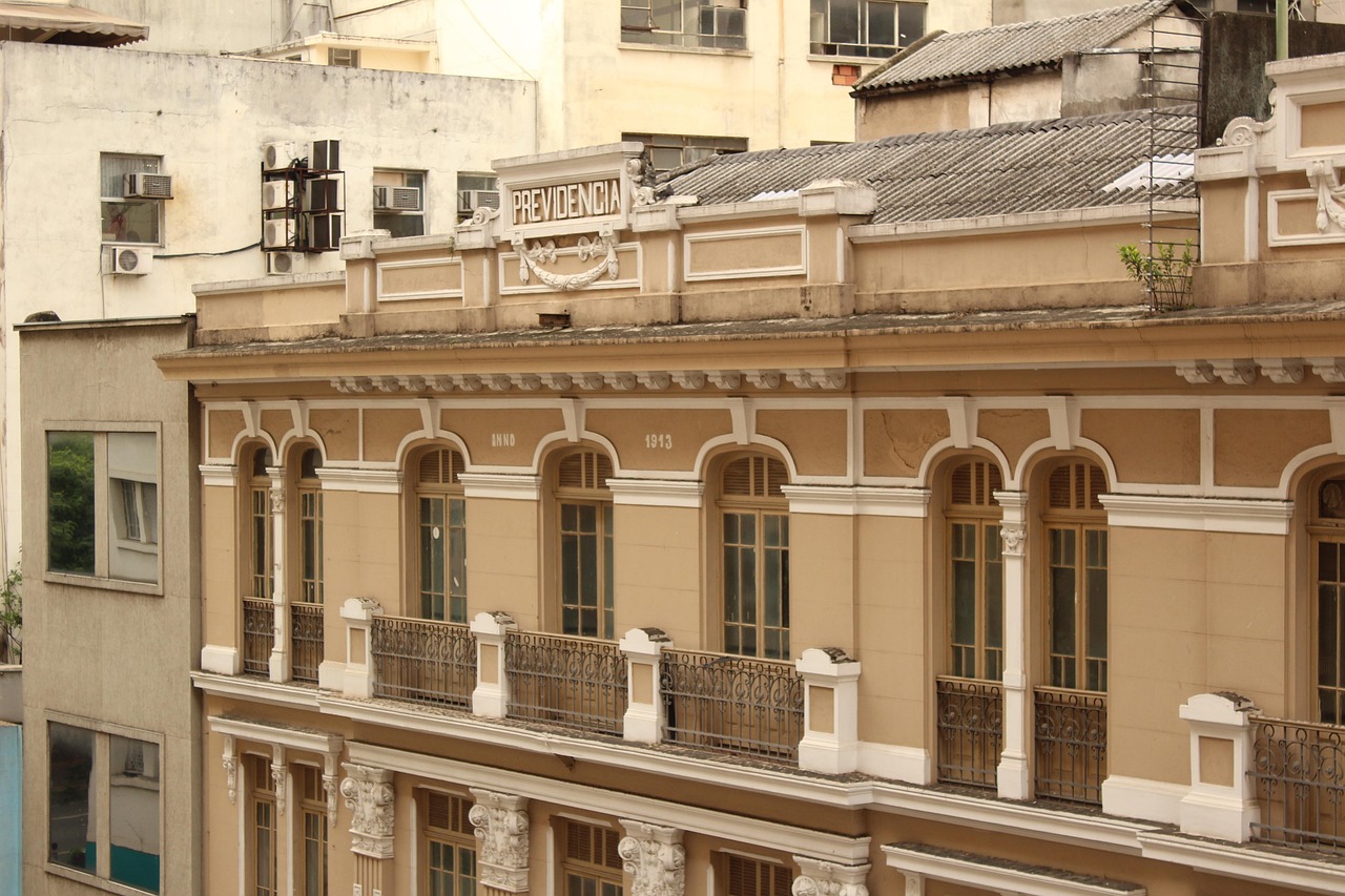 免费代理域名注册